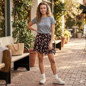 American Eagle Floral Circle Skater Mini Skirt Preppy Whimsgoth Y2K Cottage S